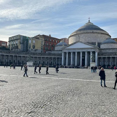 Апартаменты House Cavour Неаполь