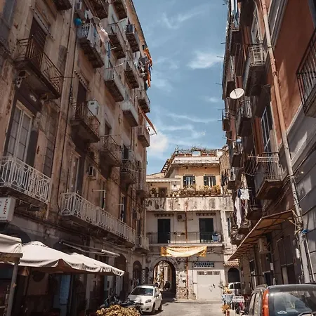 House Cavour Napels